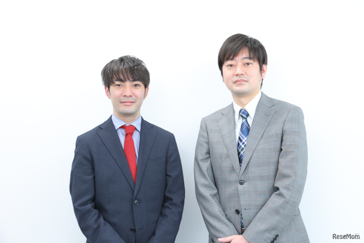 河合塾マナビス 取締役 教務部部長 藤吉俊介氏（右）と、吉祥寺校校舎長 伊藤春馬氏（左）