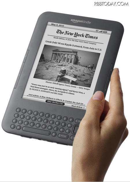 新型KindleがAmazonの歴代売上ナンバー1アイテムに！ 8月に発売された新型Kindle（グラファイト）
