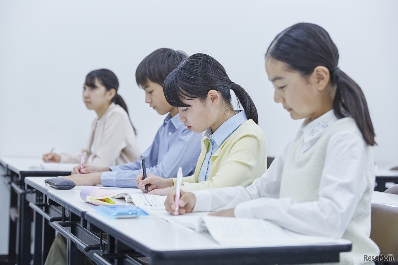 小学生のうちに身につけておくべき学習法についての講演会も