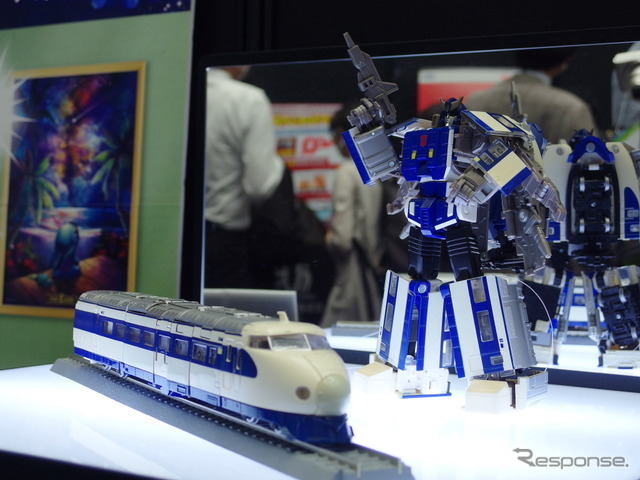 日本おもちゃ大賞ハイターゲット・トイ部門優秀賞：タカラトミー・トランスフォーマー「MPG-01 トレインボットショウキ」（東京おもちゃショー2022）