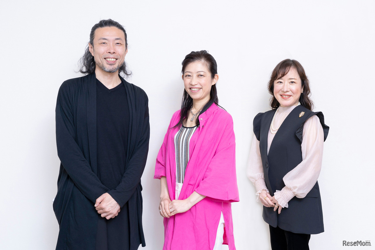 開催の経緯と魅力について、「未来の学びプロジェクト」総合責任者の城座多紀子氏（中央）、プレゼンテーション講座を担当する前田鎌利氏（左）、科学料理講座を担当する内田麻理香氏（右）に聞いた