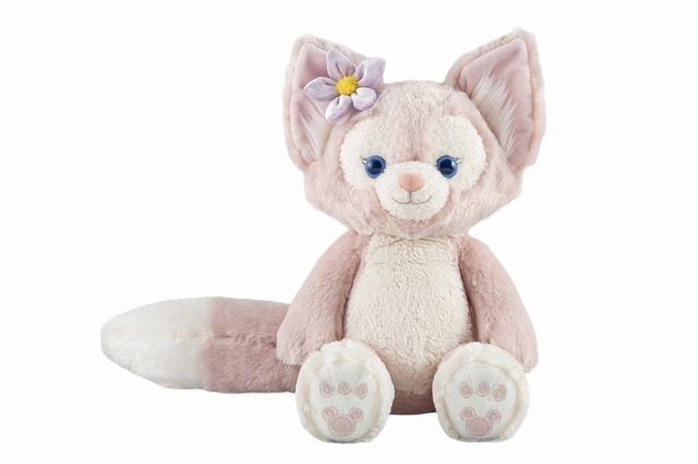 ぬいぐるみ4,000円 As to Disney artwork, logos and properties： (C) Disney