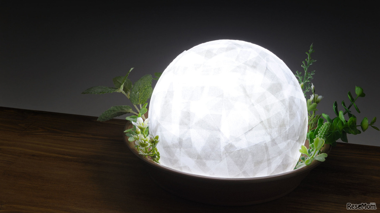 やさしく照らす　風船でつくるドームライト