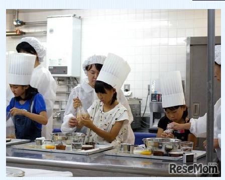 パティシエ体験教室