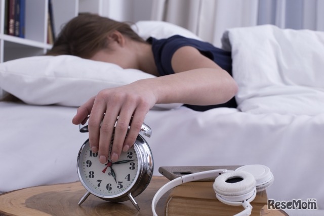 自宅に帰るとつい眠くなってしまう…解決法は？