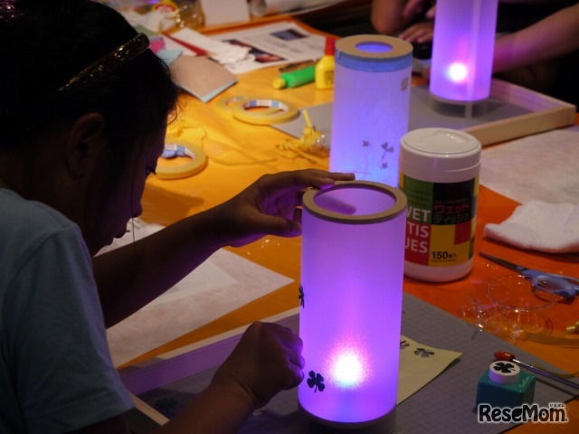 パナソニック、親子で楽しめるLED工作教室 過去の様子