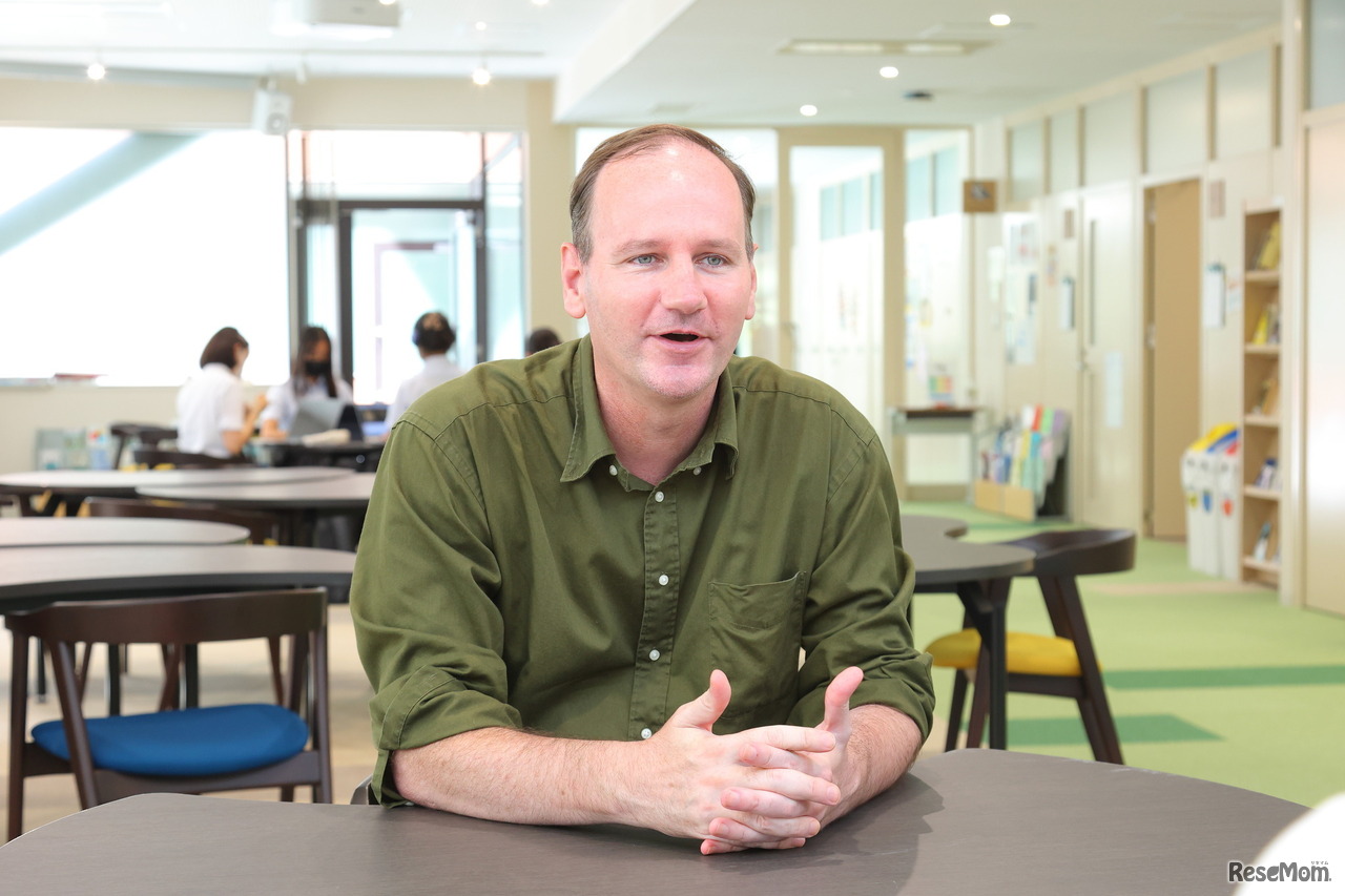 立命館宇治高等学校 IBコースのマシュー・トーマス先生