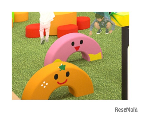 「しまぐるランド」ドーナツクッションでバランスあそび