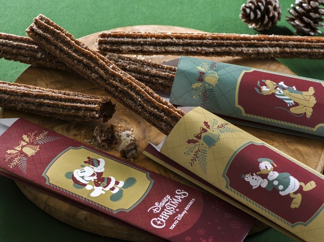 チョコレートチュロス 500円提供店舗：「キャンプ・ウッドチャック・キッチン」「ハドソンリバー・ハーベスト」ほか