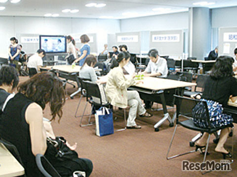 私立医科系大学進学相談会（2011年大阪会場）