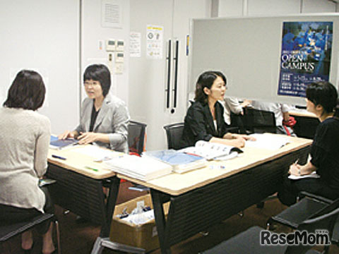 私立医科系大学進学相談会（2011年大阪会場）