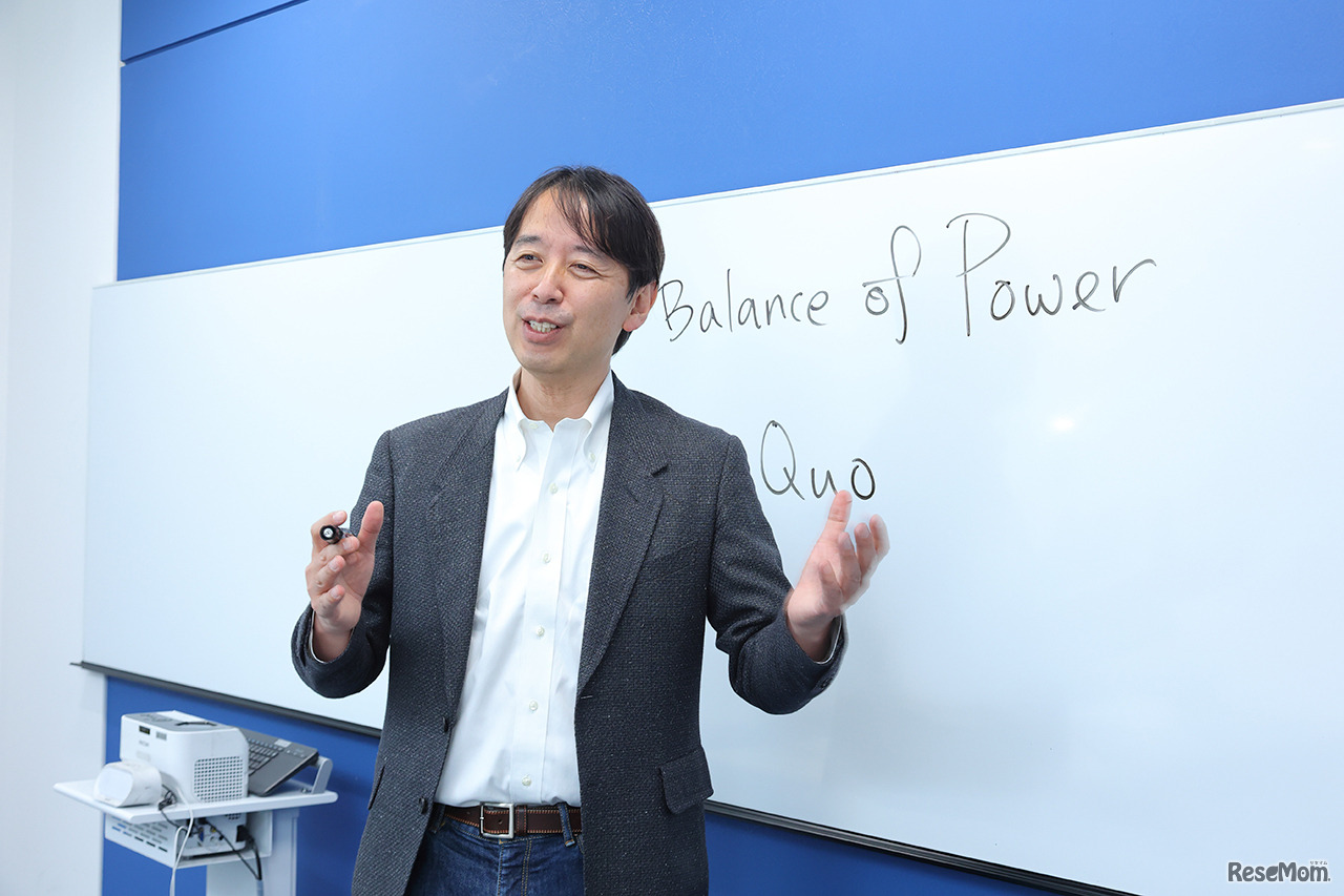 入塾待ち多数の人気英語塾「J PREP」代表で塾長を務める斉藤淳氏