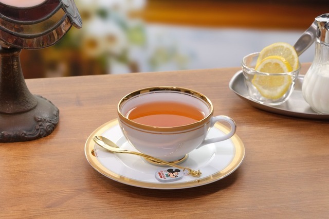 「『ミッキー＆フレンズ』OH MY CAFE」ホットドリンク（C）Disney