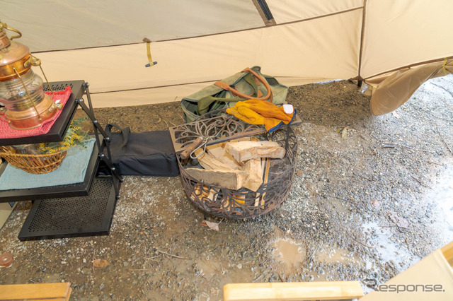 たき火も用意しておけば、暖を取ることもできるし、料理などに使うこともでき便利。