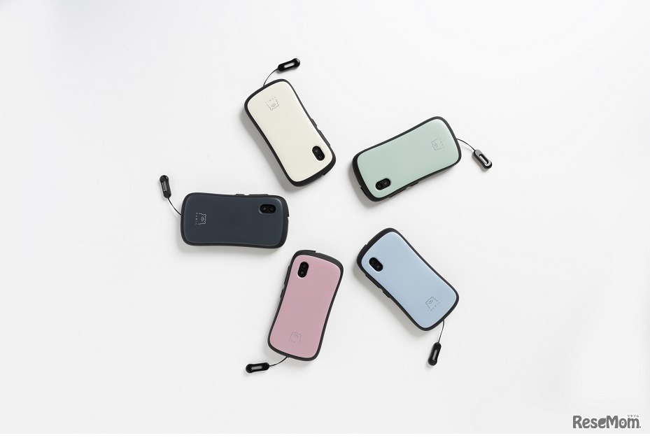 スマートフォンケース「iFace（アイフェイス）」を採用