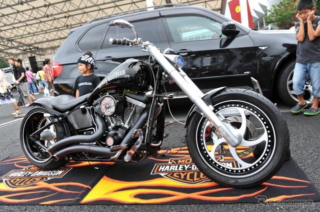 日本最大級のドラッグレースイベント「スーパーアメリカンフェスティバル」