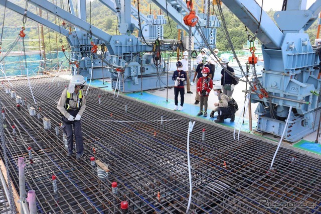 けんせつ探検隊2022夏休みシリーズ：新名神高速道路 大戸川橋他2橋（PC上部工）工事現場