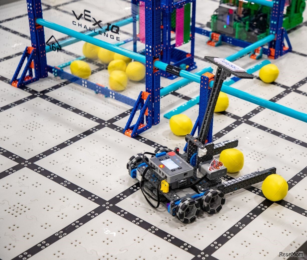 VEX IQ 中級ロボティクス入門コース