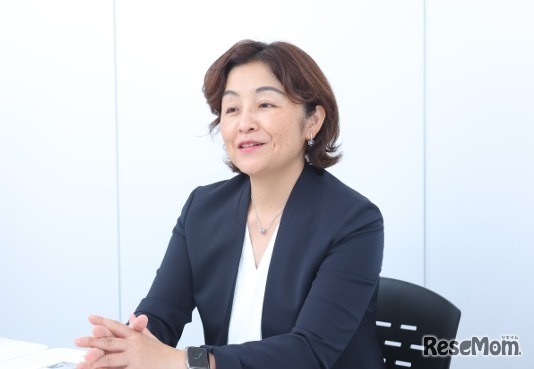 全国のホームティーチャーの先生方とのコミュニケーションを大事にしていると話す、ECC立川氏