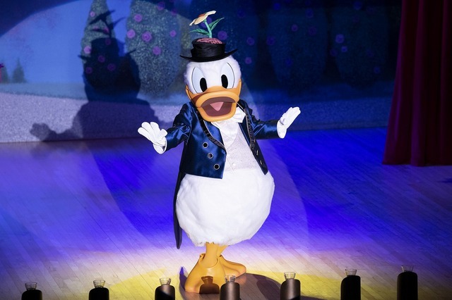 新ショー「ザ・ダイヤモンド・バラエティマスター」As to Disney artwork, logos and properties： (C) Disney