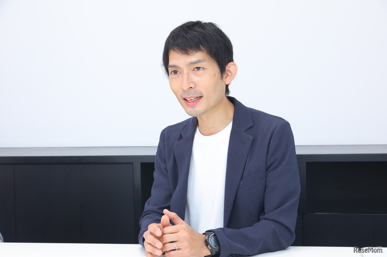 「リスニング力を鍛えることでリーディング力の向上につながる」と桂氏