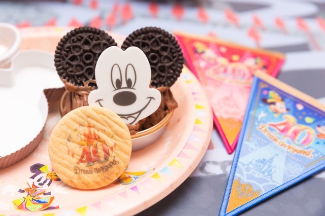 気分はあこがれのパティシエ！自分だけのミッキーマウスデザートを完成させてTDR40周年をお祝いしよう