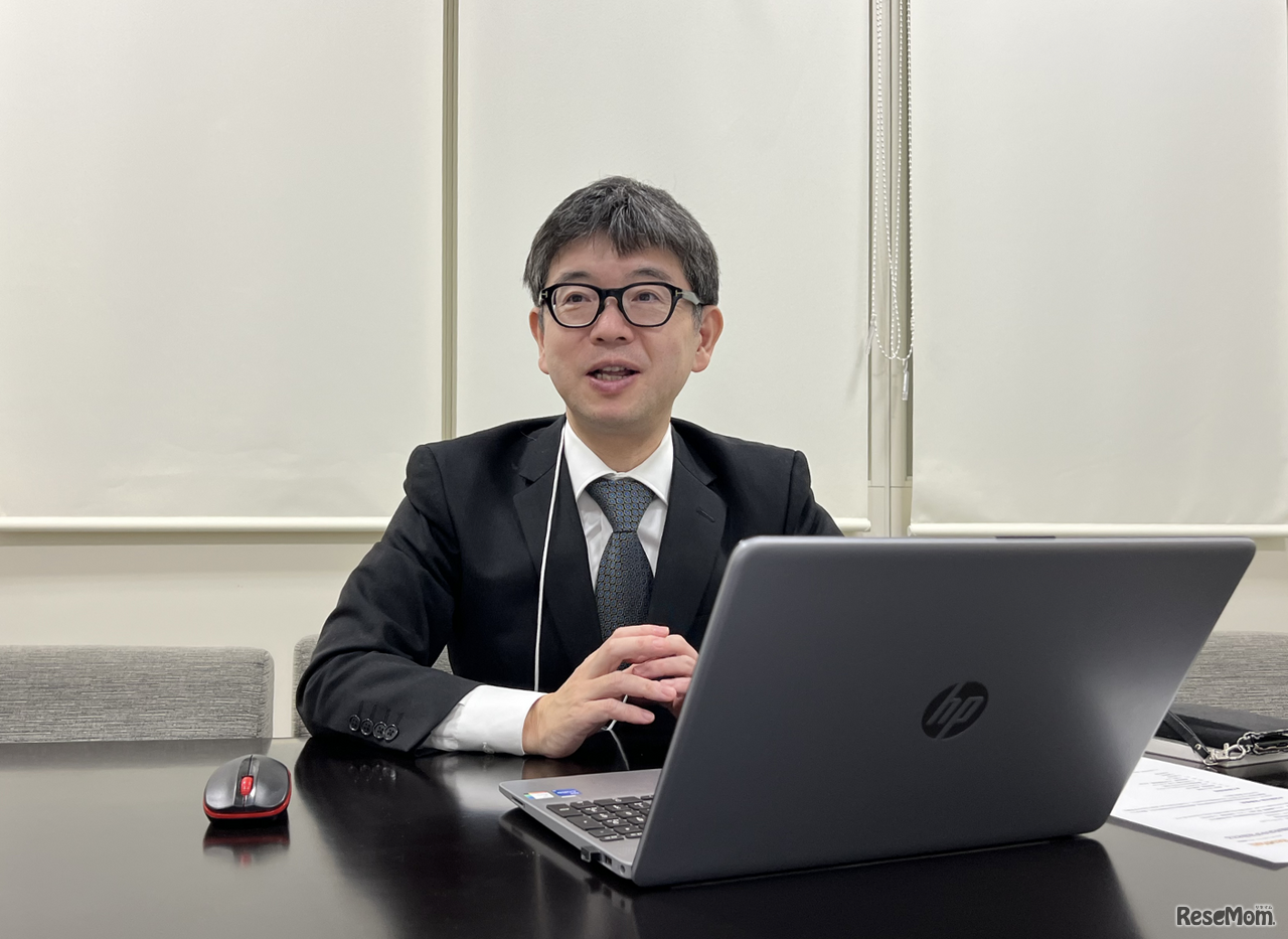 開設準備担当の吉村昌輝先生