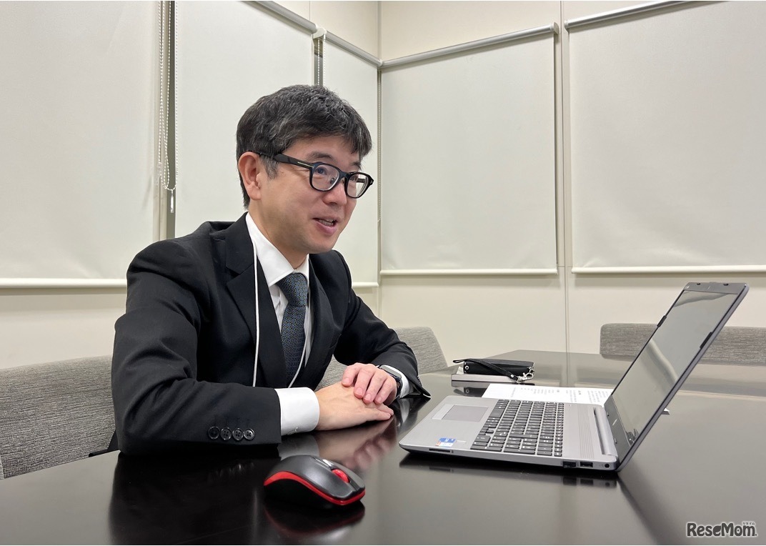 開設準備担当の吉村昌輝先生