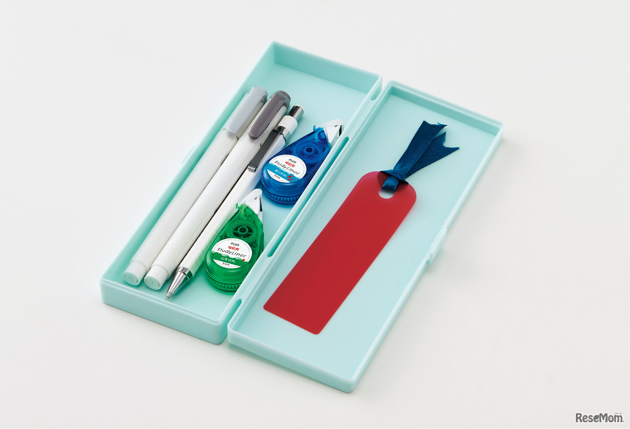 しおりにもなるコンパクトな暗記用赤シート付き