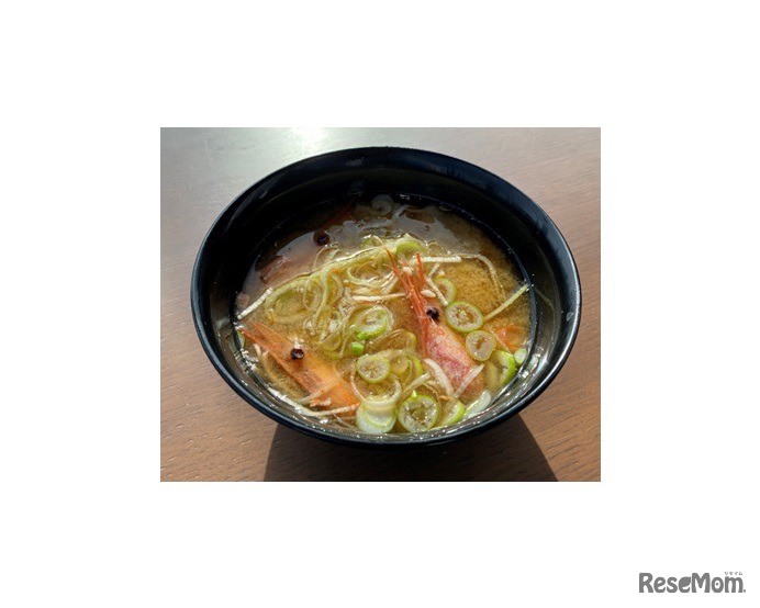 レストランテ ロス クエントス デル マール　三が日限定　エビのお味噌汁