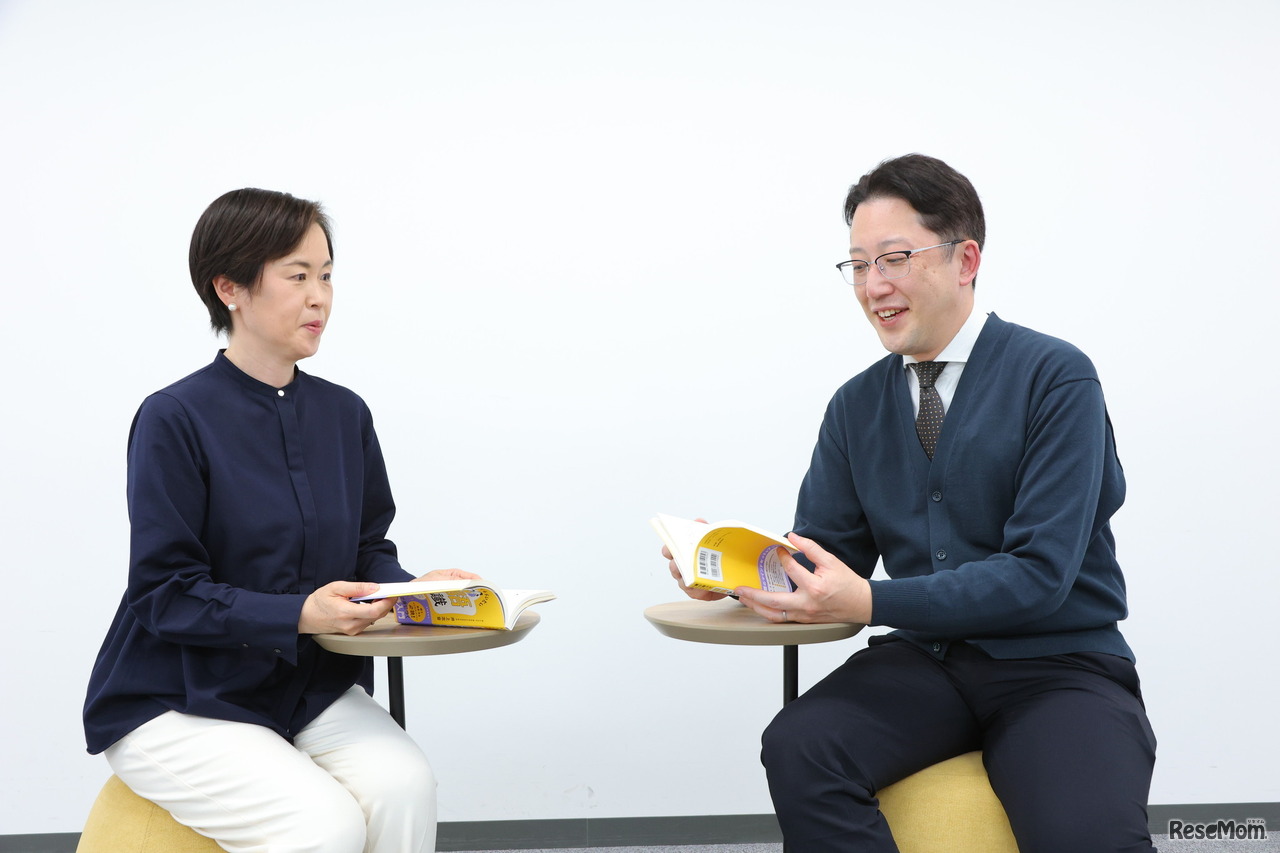 灘中学校・高等学校 国語科教諭の井上志音氏とリセマム編集長 加藤紀子