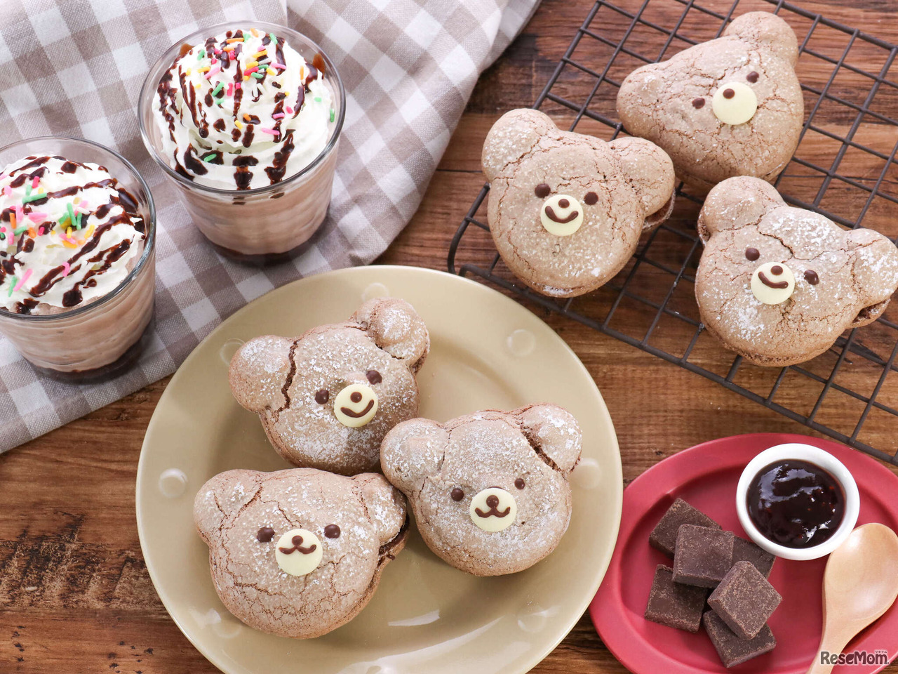 可愛いおやつ作り 「くまさんブッセ＆チョコレートシェイク」