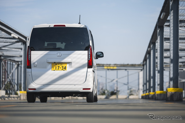 Honda新型N-BOX純正アクセサリー装着車