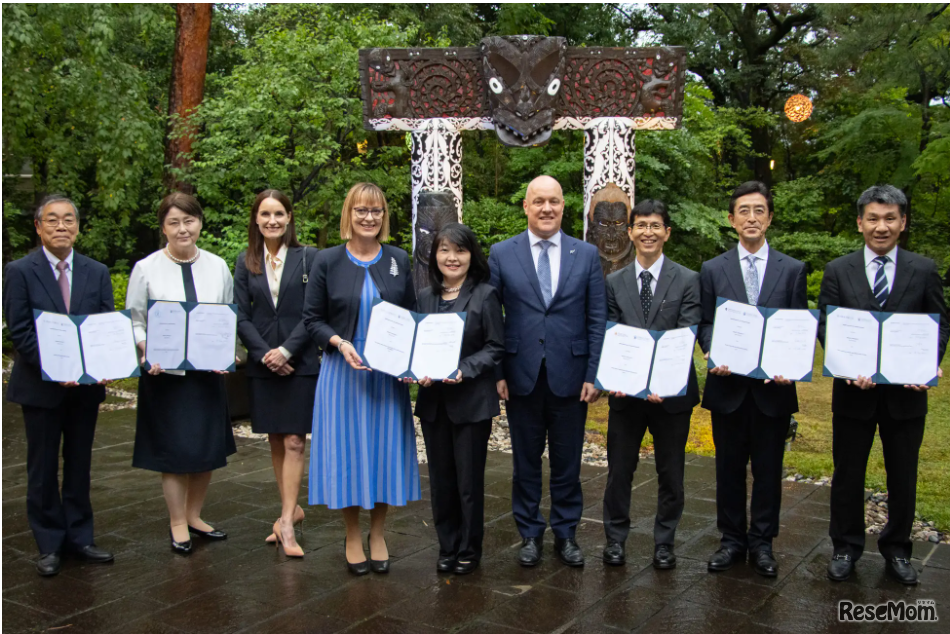 マッセイ大学と日本の女子中高校6校「教育協力に関する協定」を締結