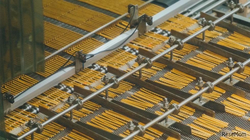 グリコピア・イースト：プリッツストリート（工場見学）