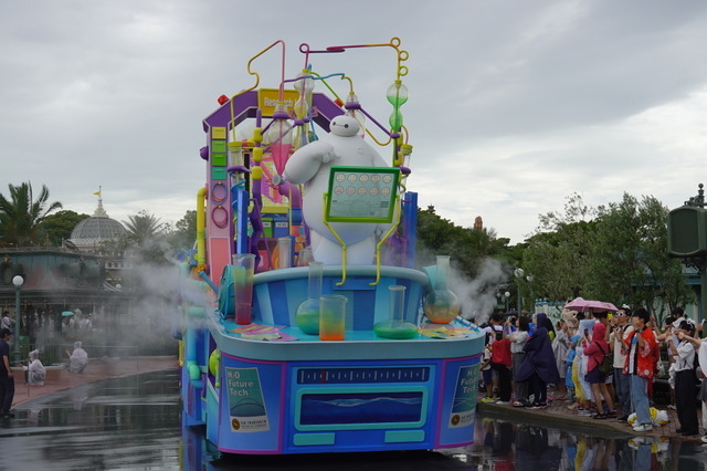 散水量がパワーアップ！「ベイマックスのミッション・クールダウン」で夏のランドを楽しもう