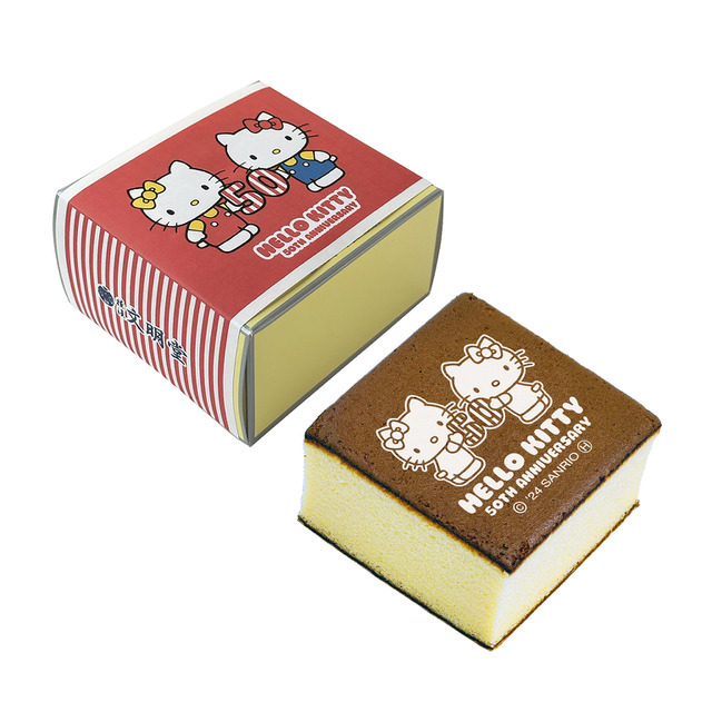 『ハローキティ』「Hello Kitty 50th Anniversary Market」横浜文明堂カステラ（1,404円）