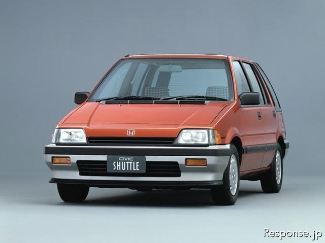 ホンダ フィットのワゴン、フィットシャトルが3月に登場…「シャトル」の名が復活（写真はシビックシャトル）
