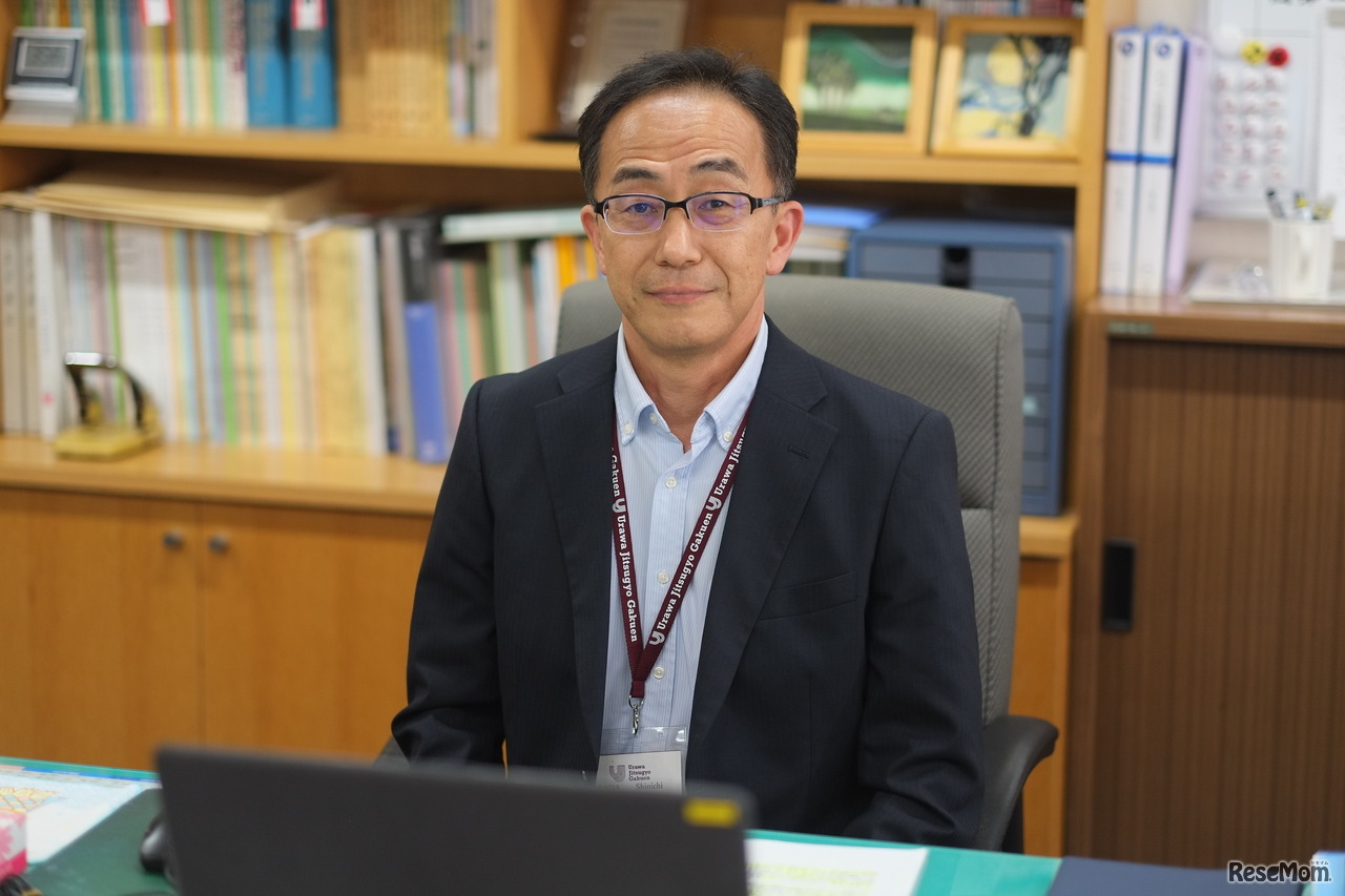 取材に応じてくれた浦和実業学園中学校・高等学校　校長の岡田慎一先生