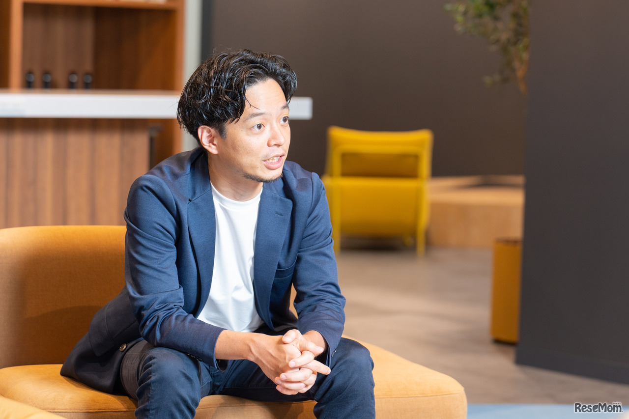 取材に応じてくれたHR高等学院 共同設立者 ・CEO兼RePlayce Inc.代表取締役 CEOの山本将裕氏