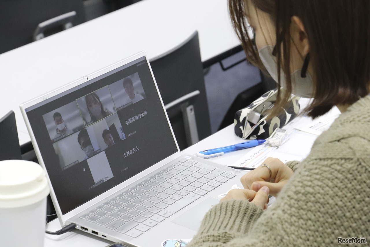 子供たちによる「水辺の課題」の発表と交流