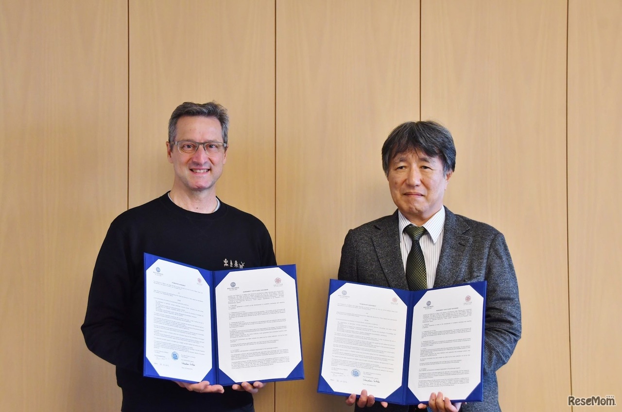 ミラノ工科大学マルコ・インペラドリ教授と日本女子大学建築デザイン学部の佐藤学部長