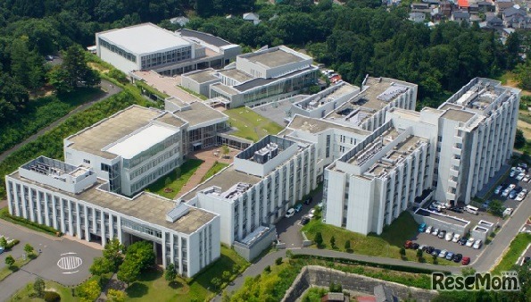新潟薬科大学