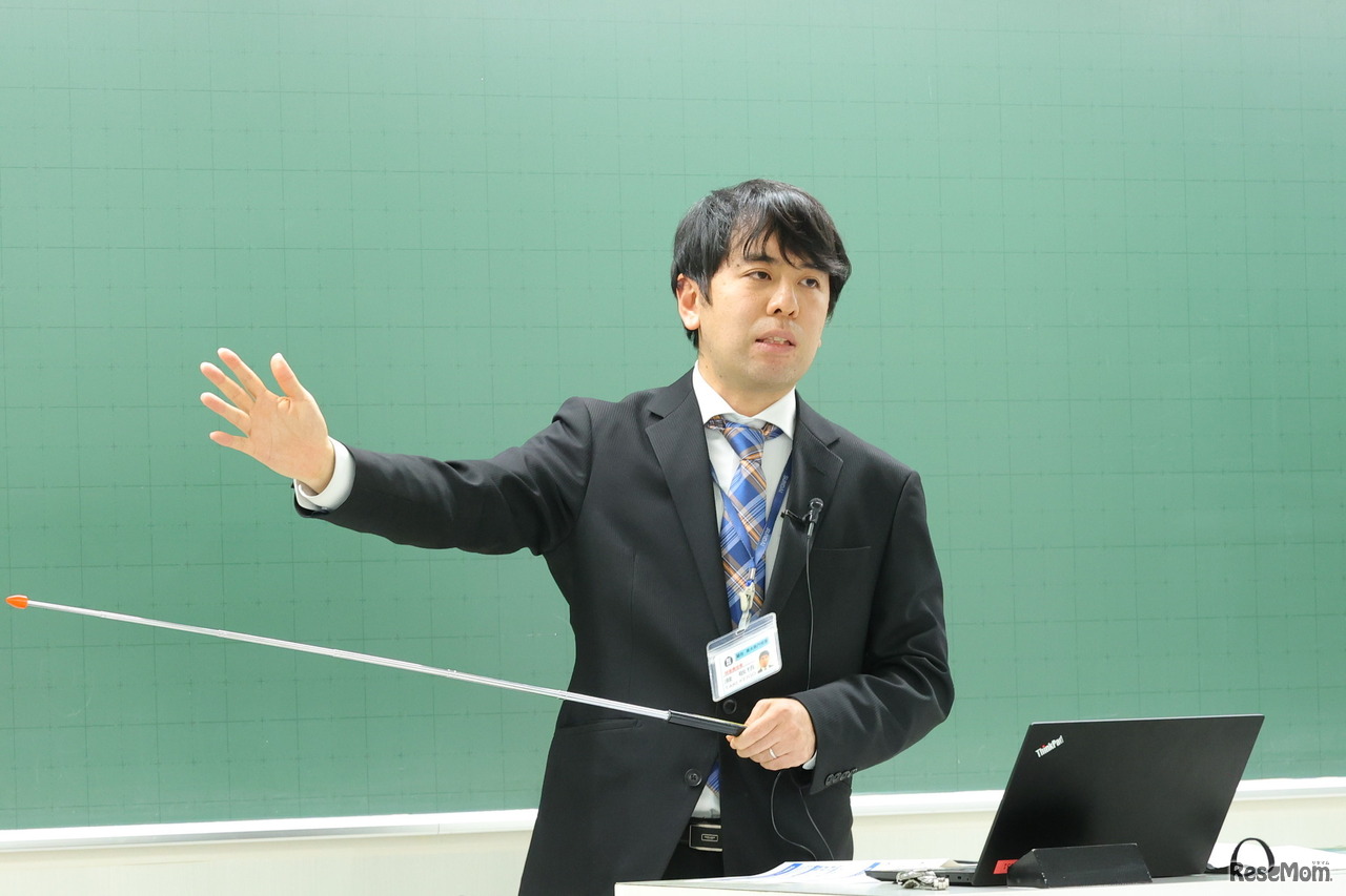 駿台予備学校 お茶の水校3号館校舎責任者・瀧敬悟氏