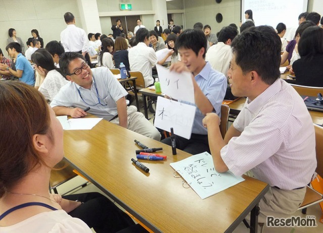 2012年度前半に開催された「フラッシュ型教材活用セミナー」の様子