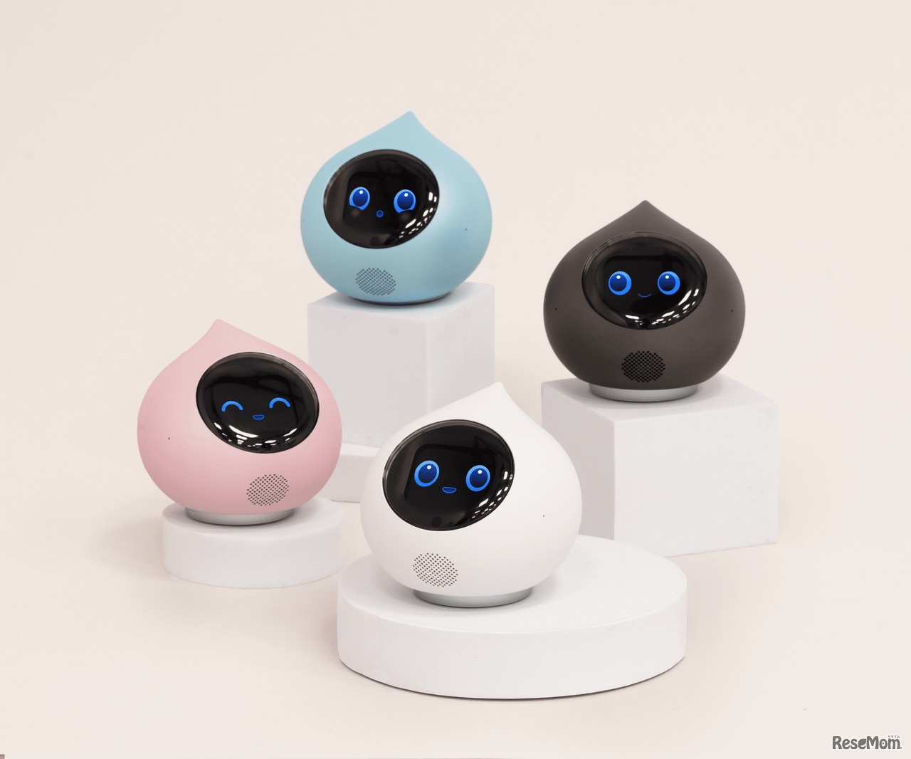 「Romi Lacatanモデル」（MIXI）