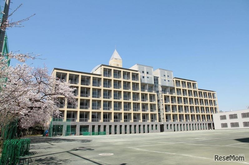 跡見学園中学校高等学校の校舎