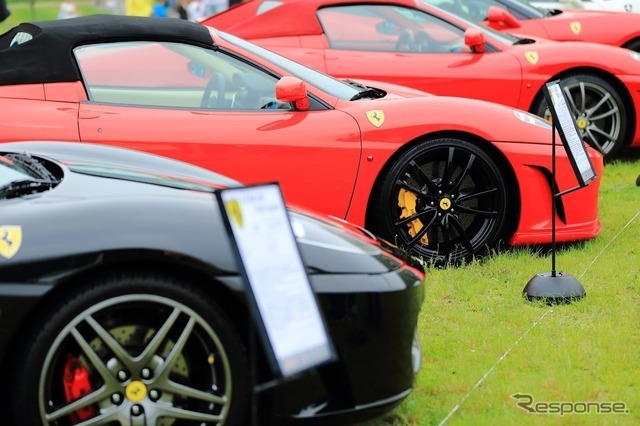 気に入った車に投票するイベントも