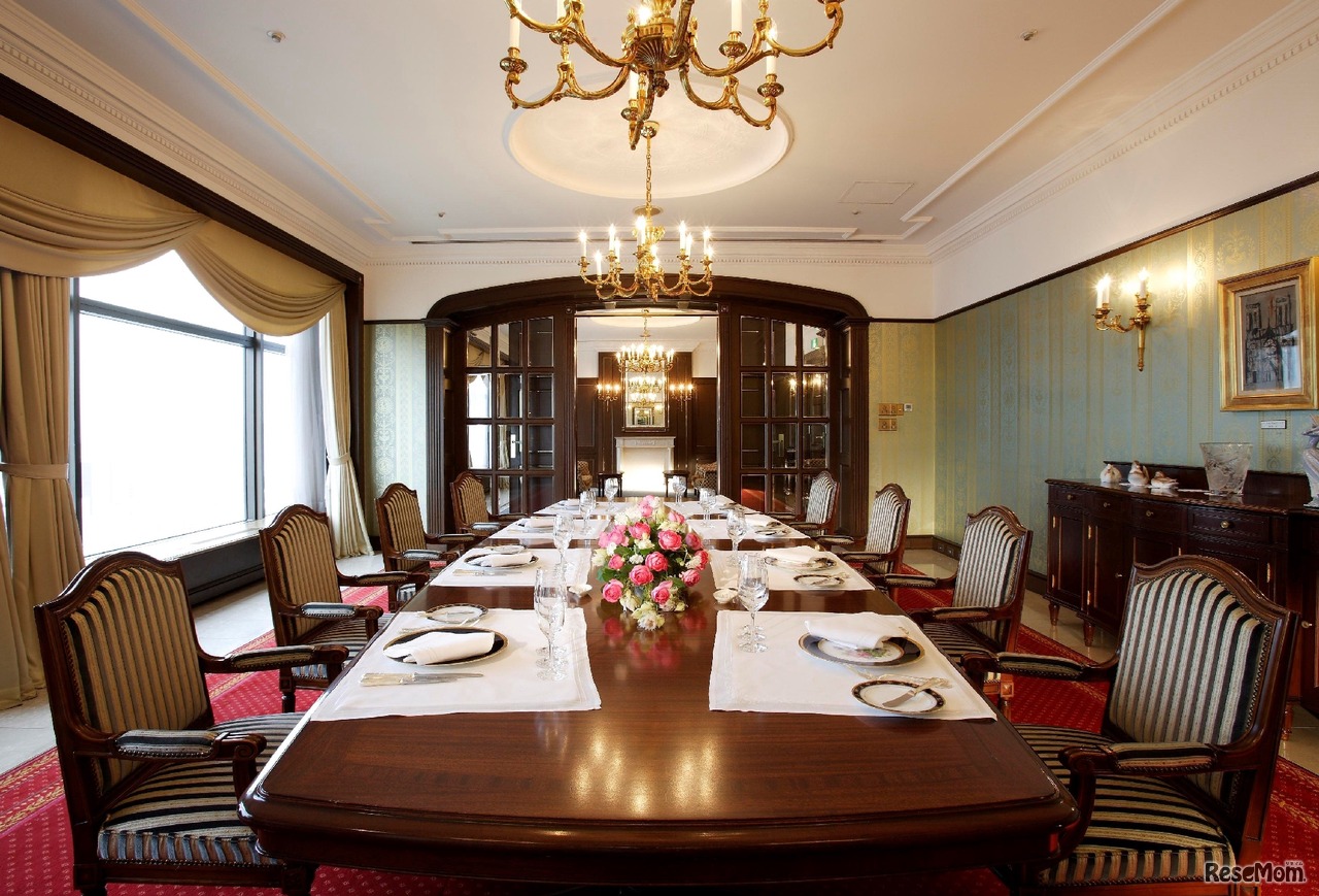 「レストラン シャンボール」（イーストウイング29階）