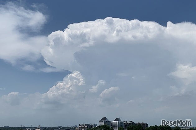 空と雲の写真（天気の写真館展示写真のイメージ）